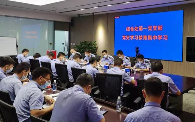 以“党建红”引领“公安蓝”  光明公安分局综合处第一党支部获评光明区先进基层党组织