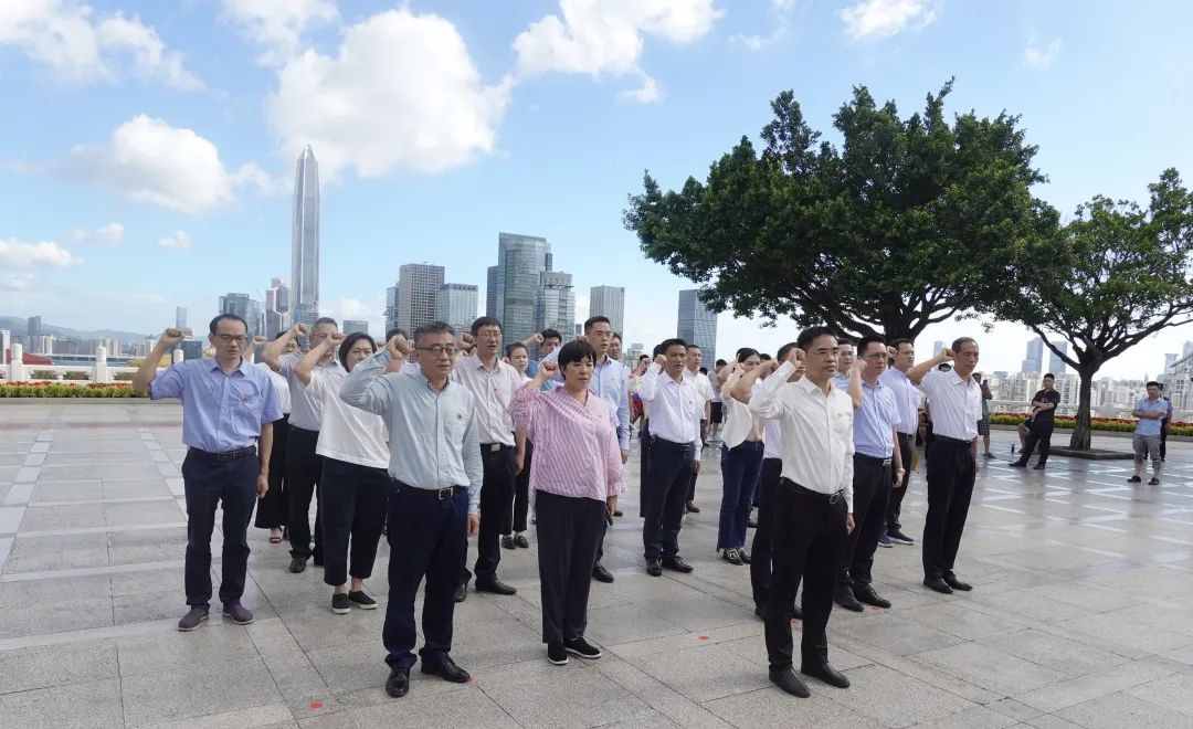 深圳网信干部“回首百年路、奋进新时代”思享会举行