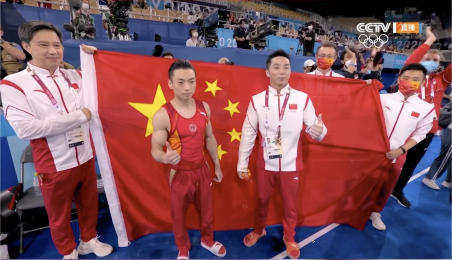 夺金时刻 | 中国队第31金！男子体操双杠夺冠！