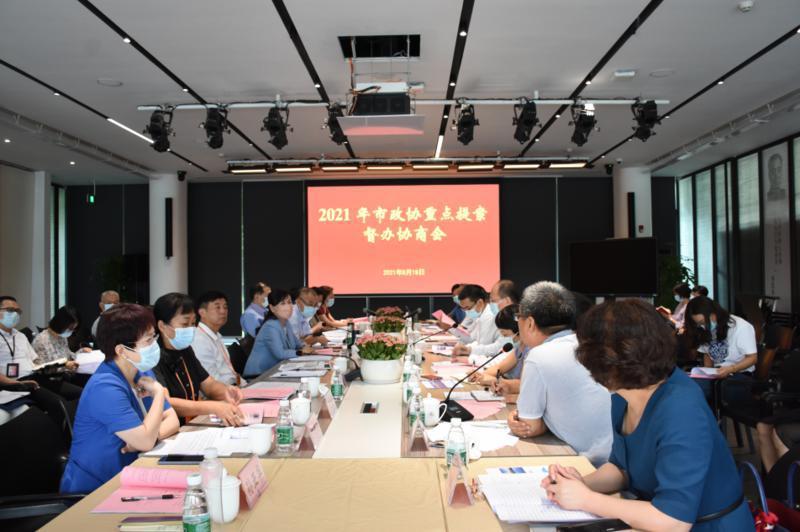 市政协2项重点提案获新进展，住建局修订相关条例严防高空坠物