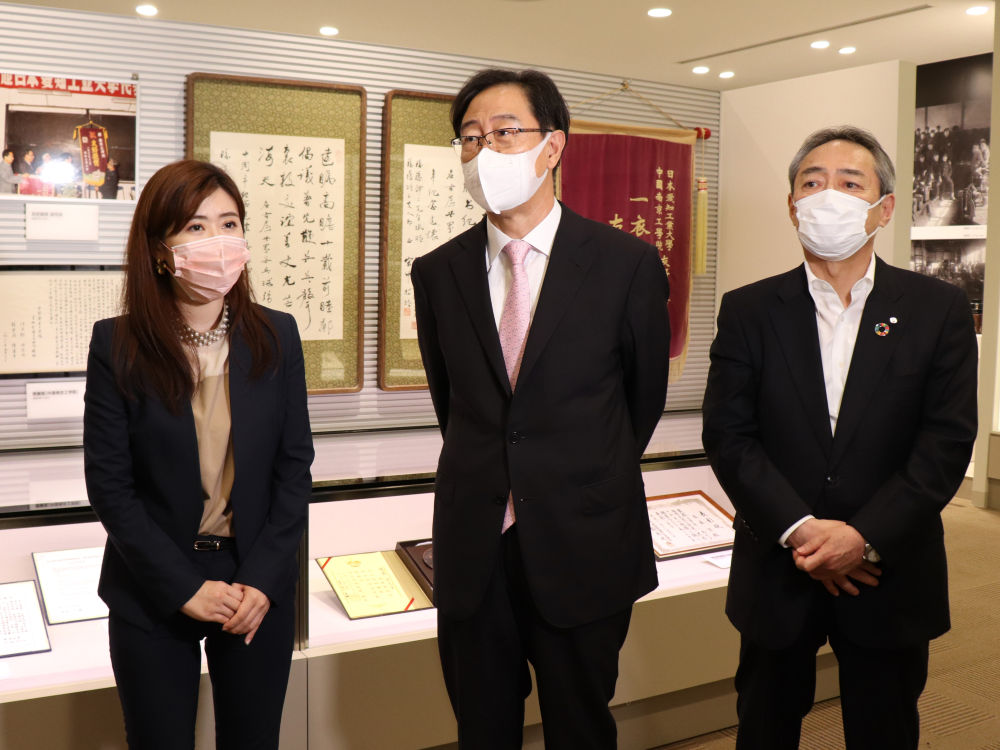 福原爱参加“乒乓外交”50周年活动：为日中友好贡献力量