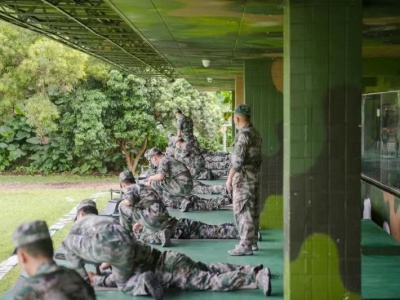 深圳警备区组织全市100余名专武干部封闭式集训