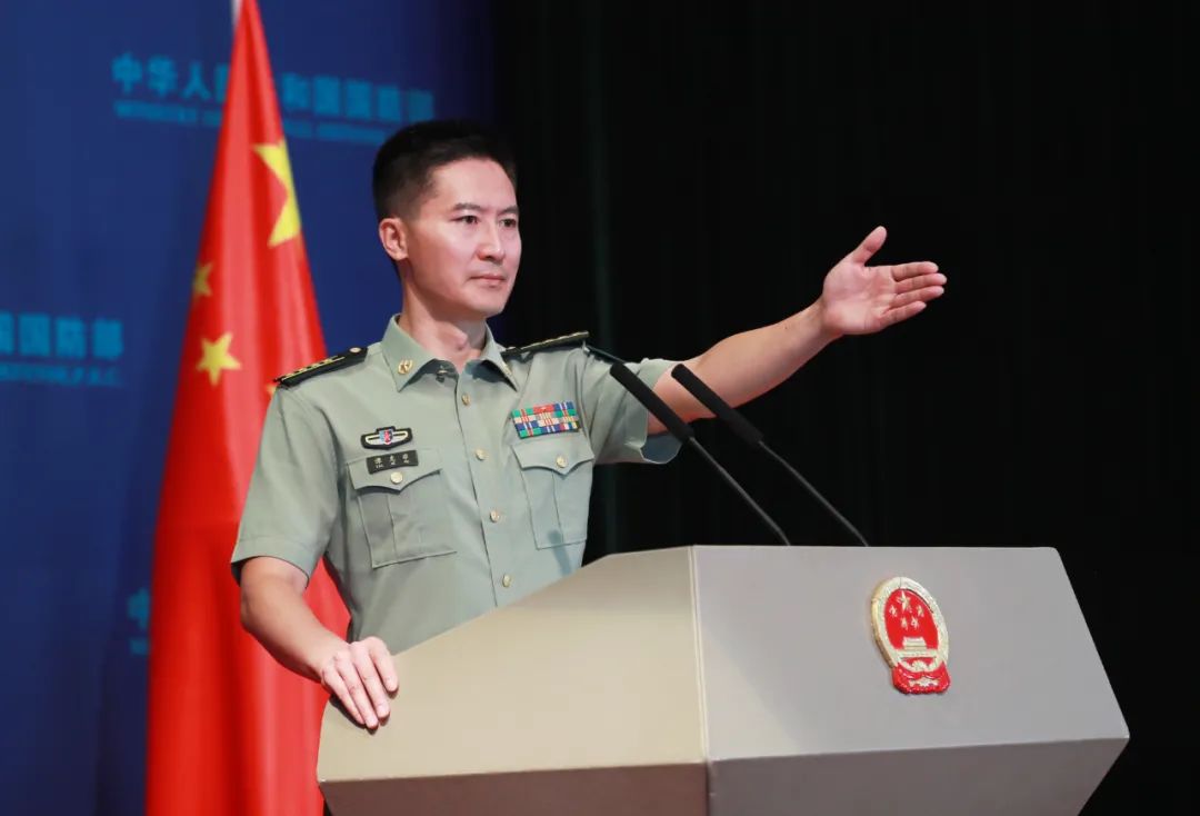 国防部介绍兵役法​修订：将研究生的征集年龄放宽至26周岁