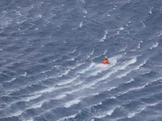 广西北海发生摆渡船侧翻事故：已致2人死亡，5人正在抢救