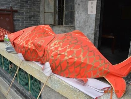 一条消失已久的“鱼” 勾起南国书香节现江门场不少观众童年记忆