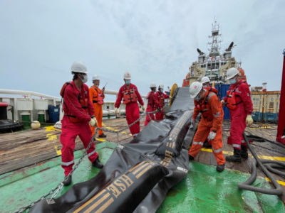 海陆空出击，中海油深圳应急处置海上原油“泄漏”