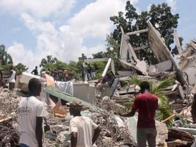 海地7.3级地震死亡人数升至1297人