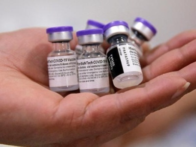 美国食品药品监督管理局全面批准辉瑞疫苗