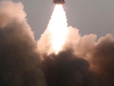 朝中社：朝鲜昨日上午成功试射新型高超音速导弹