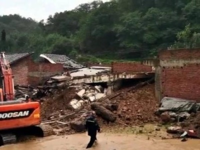 四川巴中通江县突发山体滑坡事故：13间房屋被埋，3人遇难