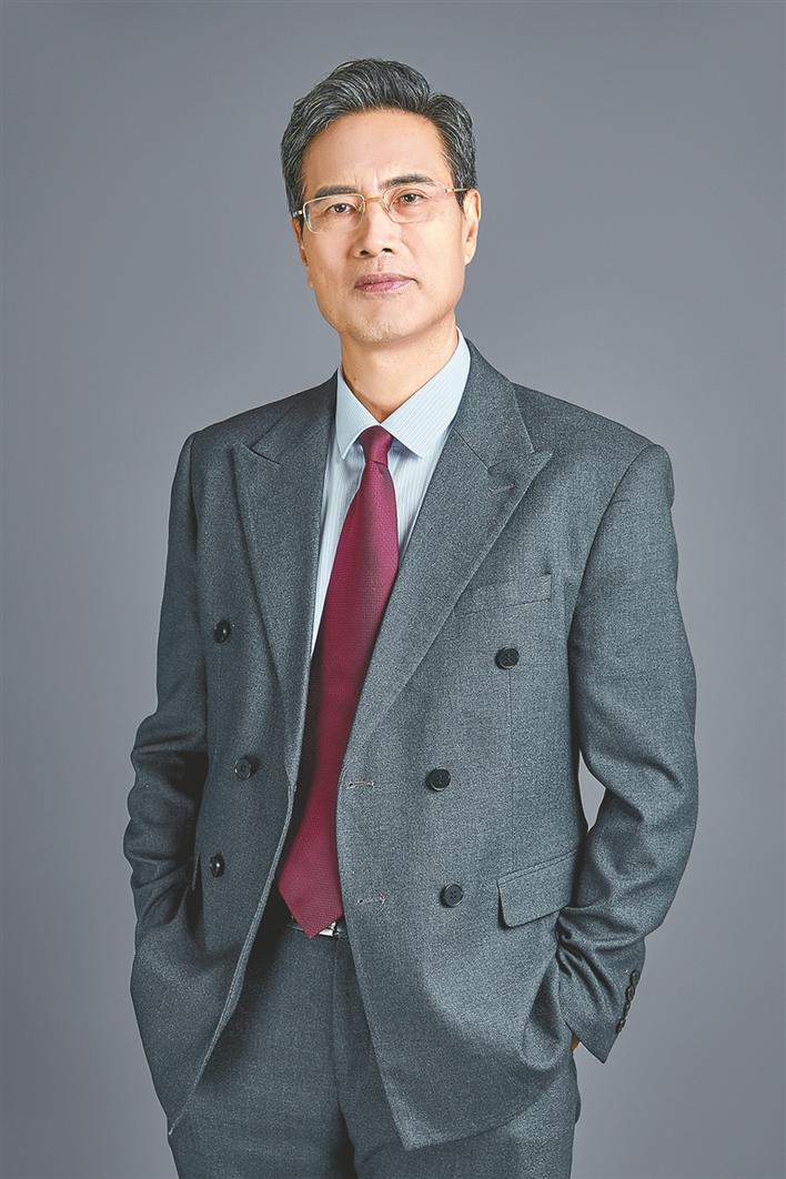 教育改革先锋、深圳实验学校校长衷敬高：培根润心潜心教育 一生只做好一件事