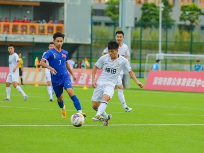 深圳市运会足球比赛群众体育组落幕，福田队夺得冠军
