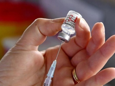 外媒：新冠疫苗接种或扩至月龄儿童，辉瑞拟11月交研究数据
