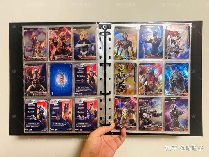 奥特曼卡片风靡，家长苦恼不已