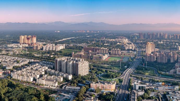 成都10年来仅200多个晴天？市气象局：多处数据明显错误