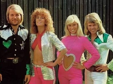瑞典乐队ABBA解散近40年后重聚