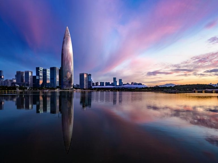 深圳与全球观科技·艺术·建筑论坛举行