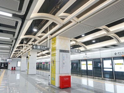 深圳地铁迈向“2分钟时代” 