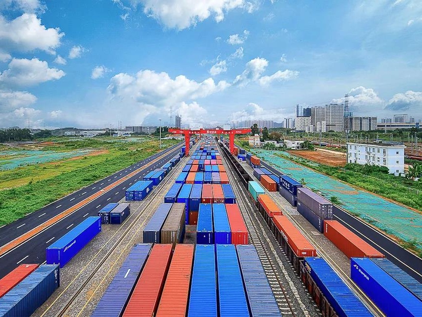广州货运中心平湖南货运8月刷新10项历史纪录