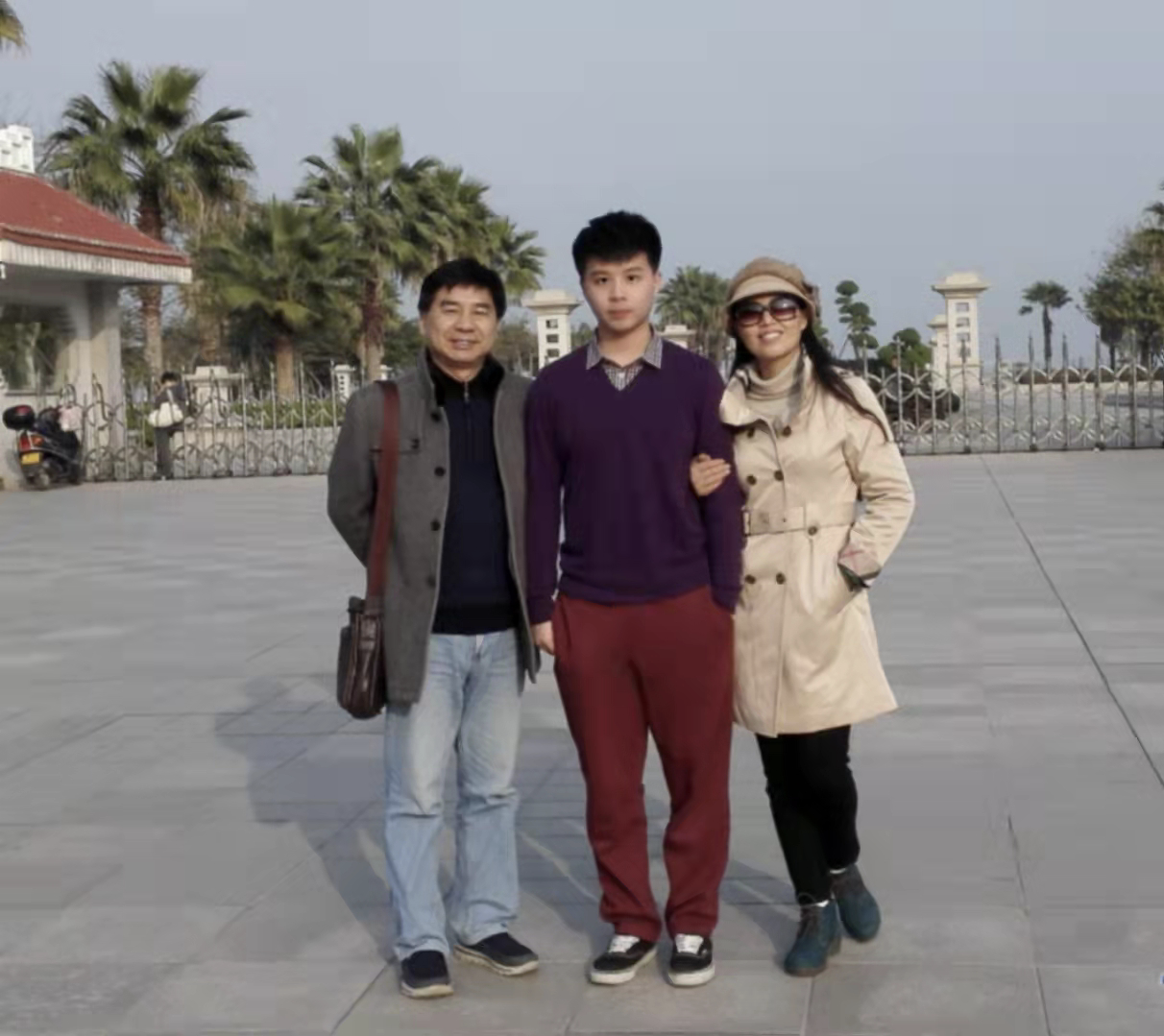 深圳陈春华家庭获评第十六届广东“十大优秀书香之家” 