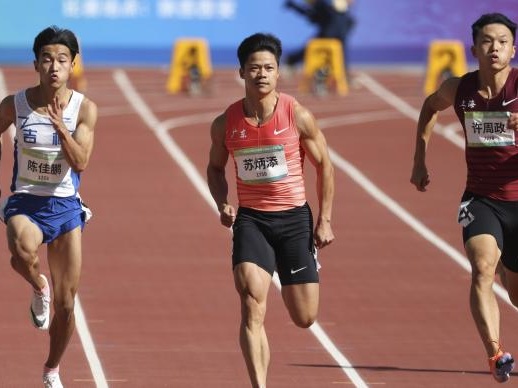 苏炳添亮相全运会百米大战，预赛小组第一晋级半决赛