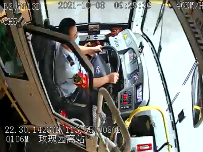 深圳一公交车秒变“救护车”，司机乘客协力17分钟挽救生命