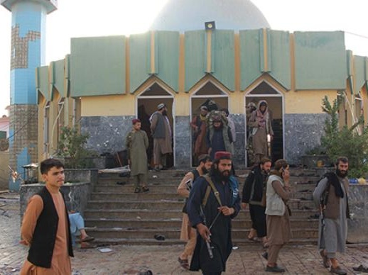 阿富汗清真寺爆炸已致55人死，“伊斯兰国”宣布负责