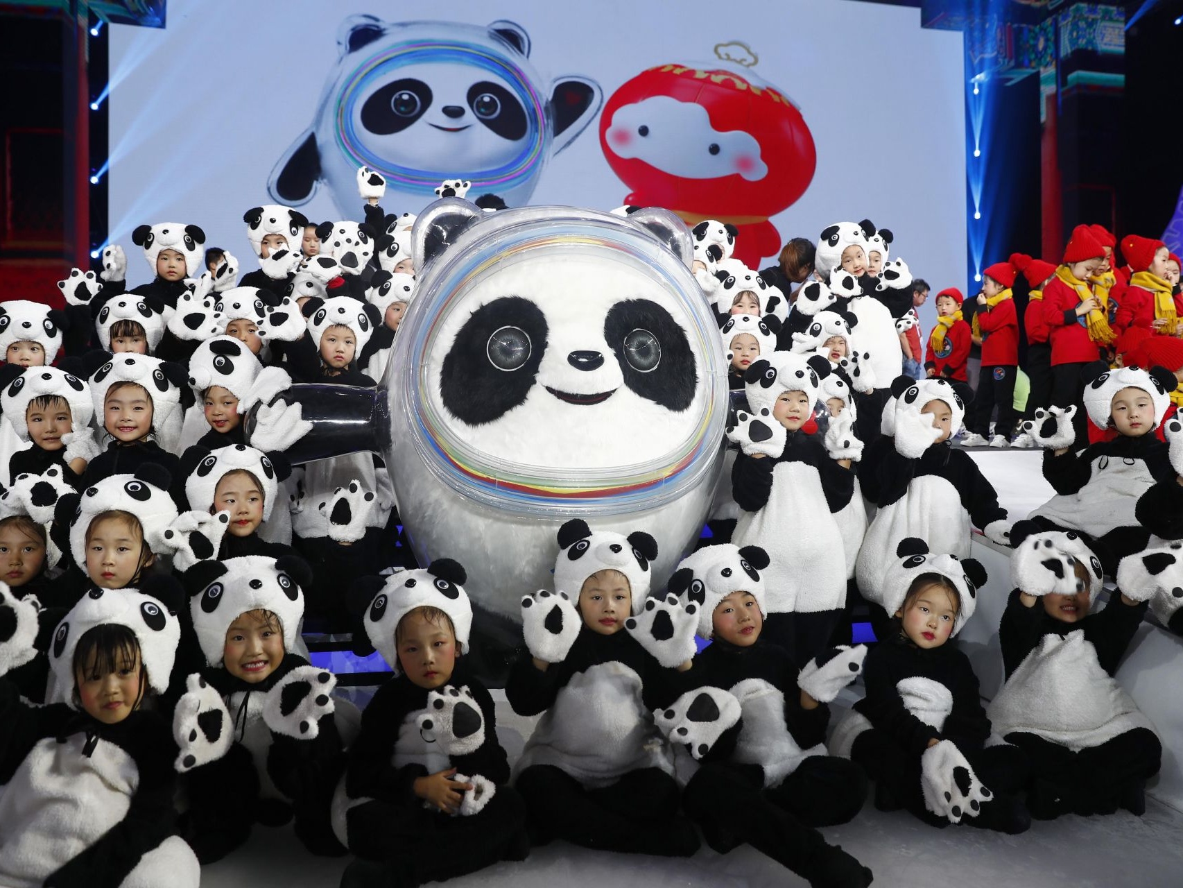 北京冬奥测试赛10月开始，预计2000余名境外运动员来华