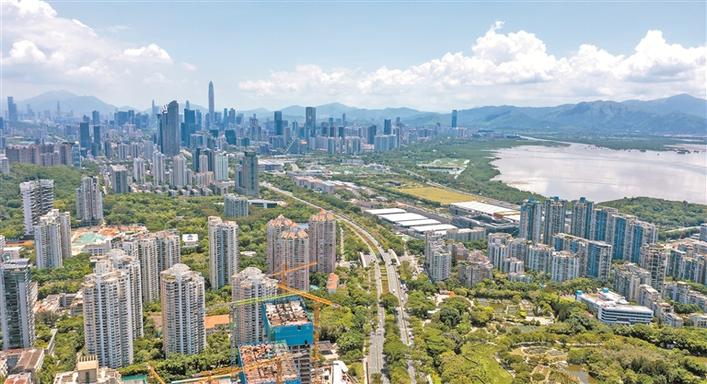 践行嘱托·以人民为中心 | 深圳市民：这一年幸福感越来越强