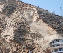 山西吕梁发生黄土崩塌，致1人死亡