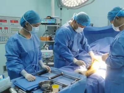 男子不幸摔伤骨折，平乐医院采用3D打印技术辅助手术助力关节精准复位