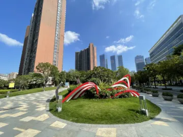 深圳首个以共产党人精神谱系为主题的公园成国庆新网红打卡地