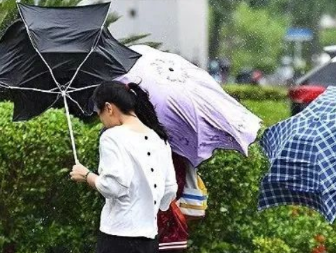 突破极值！强风暴雨来袭，市区不再“看海”，深圳怎么做到的？